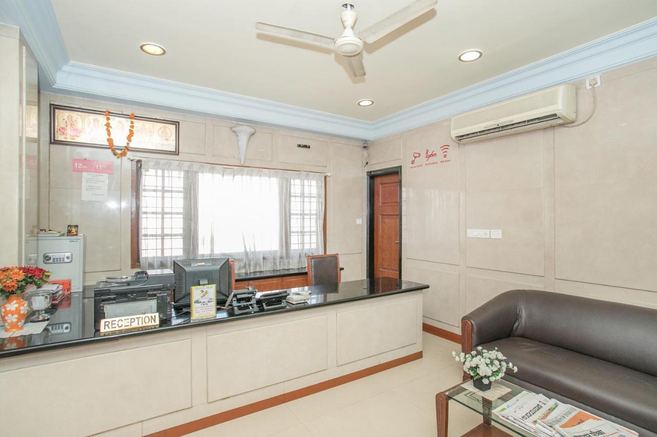 Oyo 579 Hotel Aab Bangalore Eksteriør billede