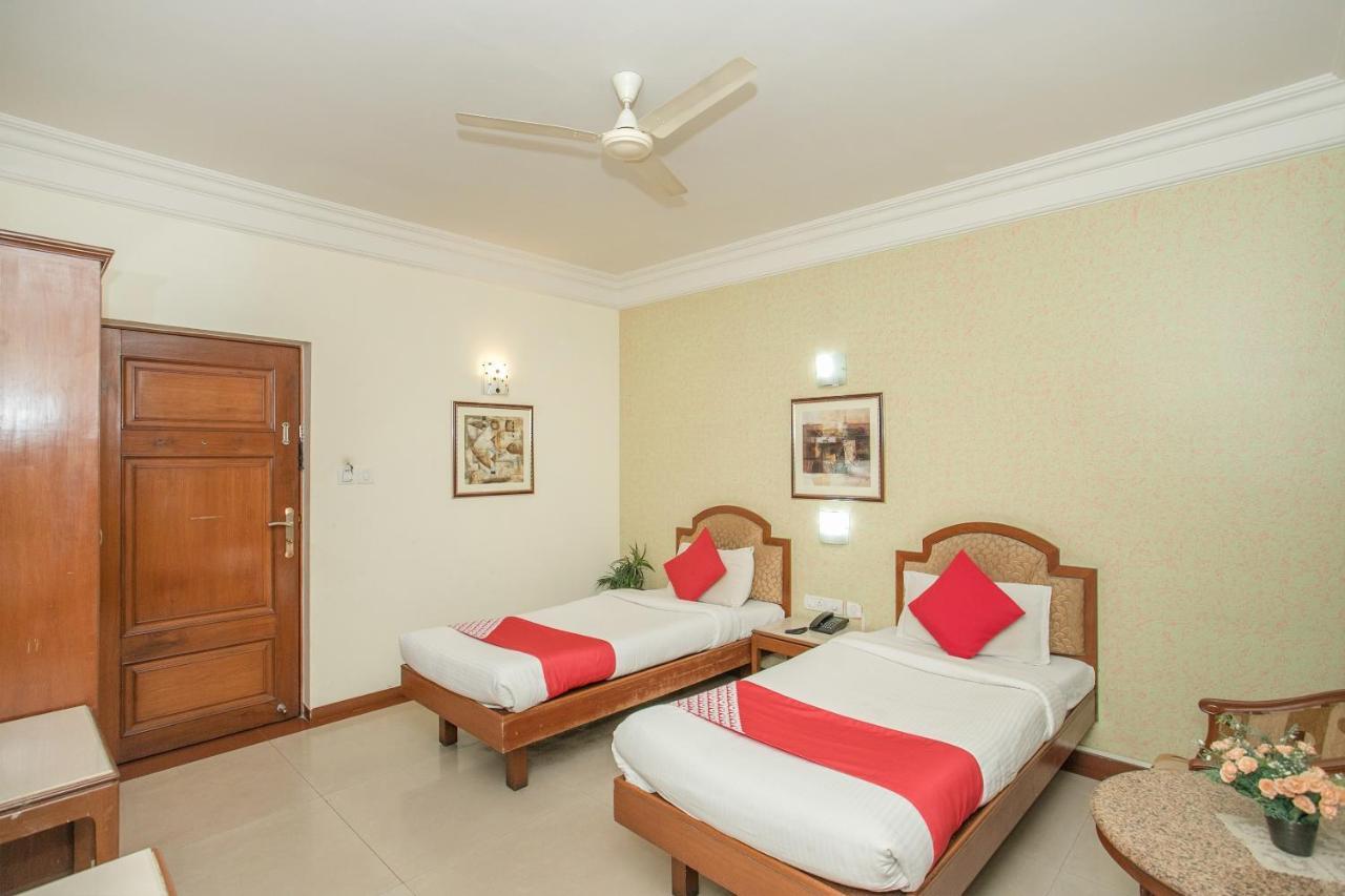 Oyo 579 Hotel Aab Bangalore Eksteriør billede