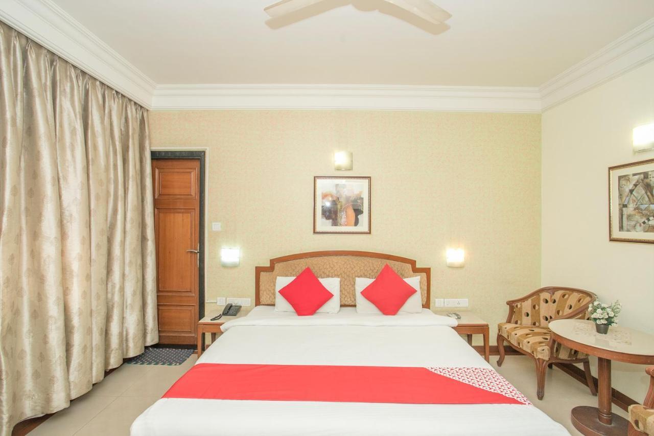 Oyo 579 Hotel Aab Bangalore Eksteriør billede