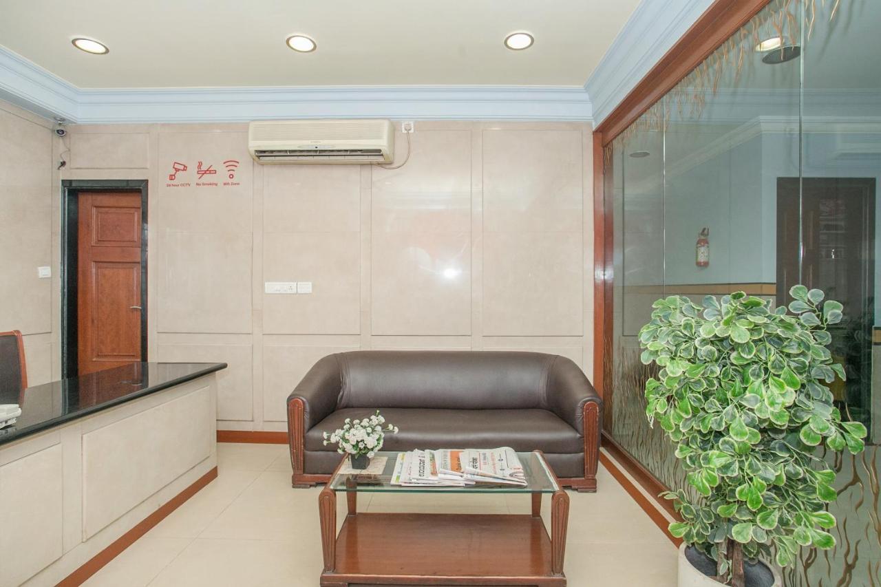 Oyo 579 Hotel Aab Bangalore Eksteriør billede