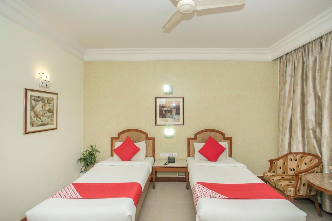 Oyo 579 Hotel Aab Bangalore Eksteriør billede