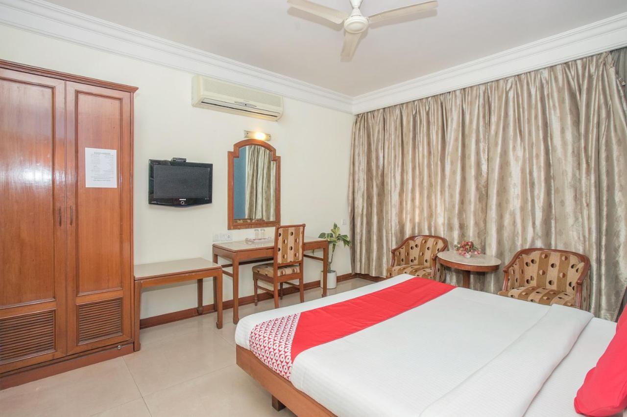 Oyo 579 Hotel Aab Bangalore Eksteriør billede