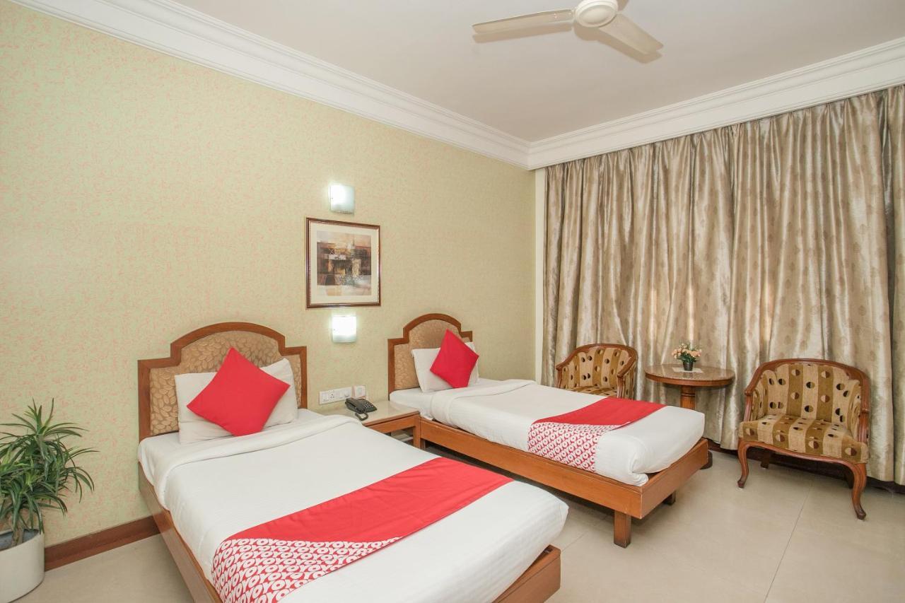 Oyo 579 Hotel Aab Bangalore Eksteriør billede