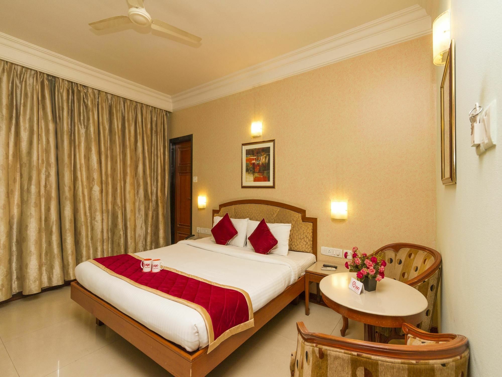 Oyo 579 Hotel Aab Bangalore Eksteriør billede